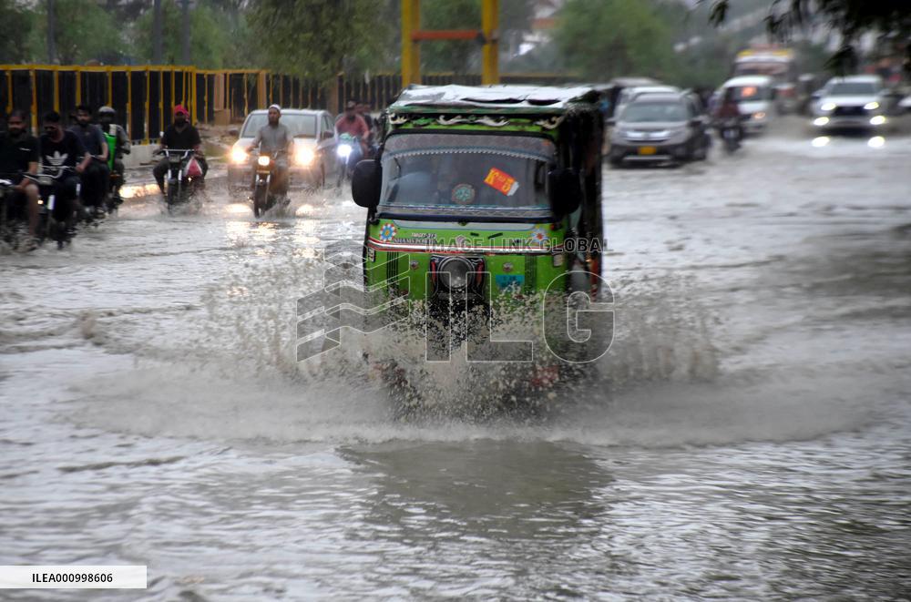PAKISTAN-KARACHI-FLOODS
