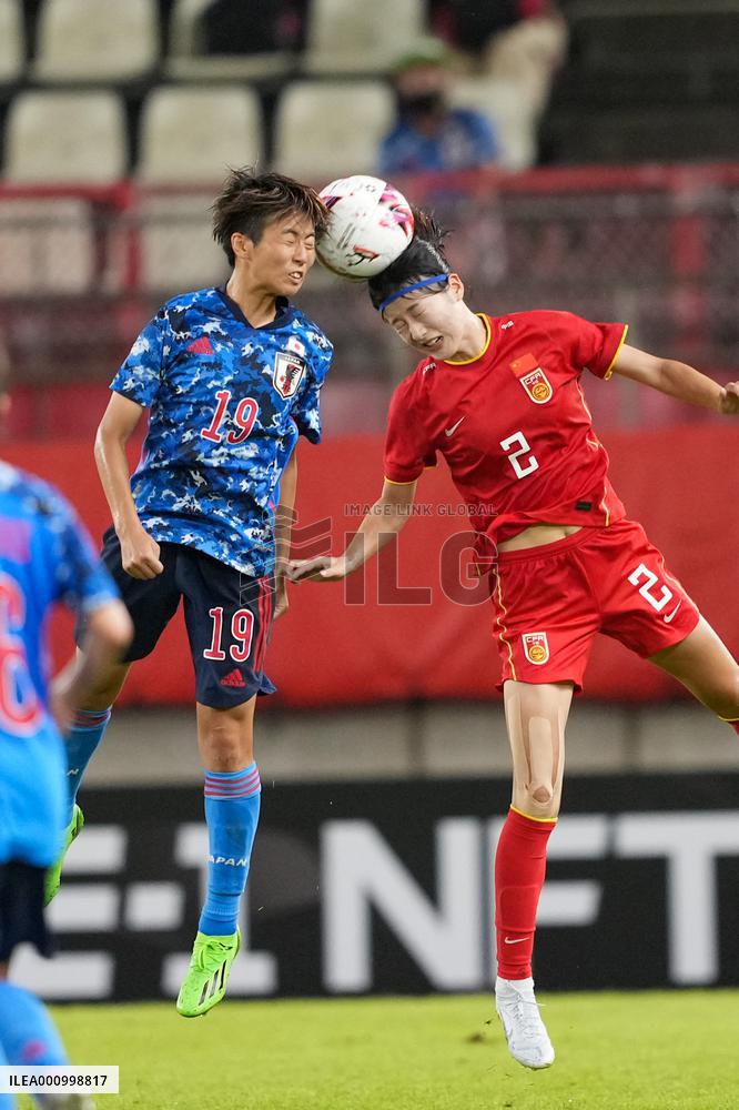 (SP)JAPAN-KASHIMA CITY-FOOTBALL-EAFF E-1 CHAMPIONSHIP-WOMEN-CHINA VS JAPAN