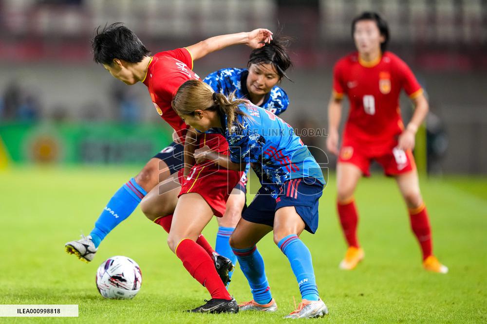 (SP)JAPAN-KASHIMA CITY-FOOTBALL-EAFF E-1 CHAMPIONSHIP-WOMEN-CHINA VS JAPAN