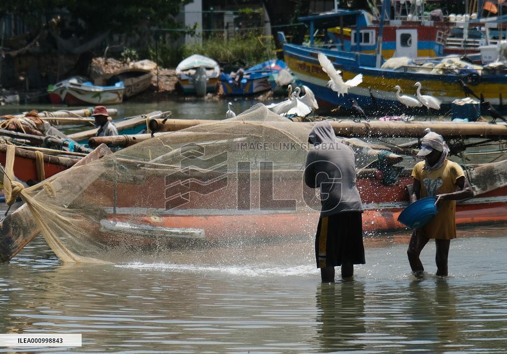 SRI LANKA-NEGOMBO-FISHING VILLAGE