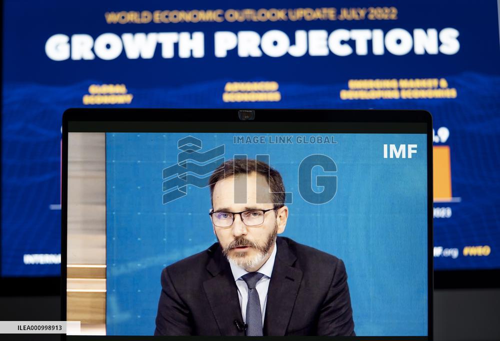 U.S.-WASHINGTON, D.C.-IMF-GLOBAL GROWTH FORECAST