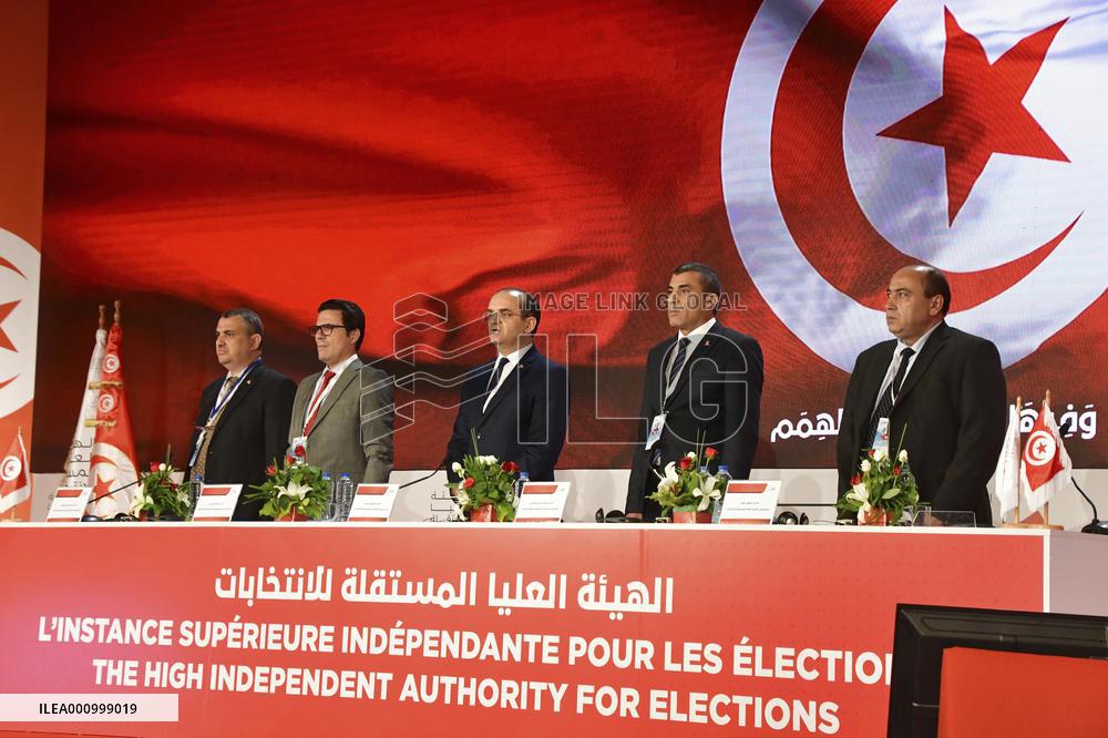 Tunisia referendum on new constitution