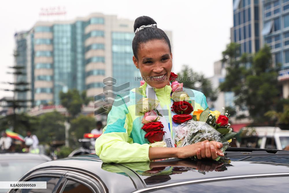 (SP)ETHIOPIA-ADDIS ABABA-ATHLETICS-WORLD CHAMPIONSHIPS-CAR PARADE