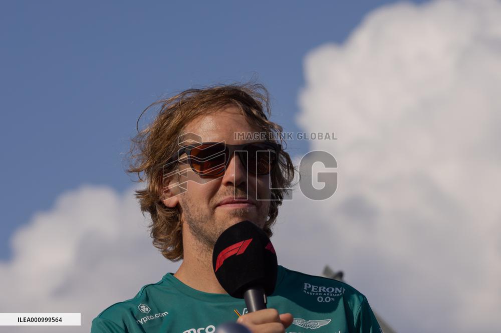 (SP)HUNGARY-MOGYOROD-F1 HUNGARIAN GRAND PRIX-FANS