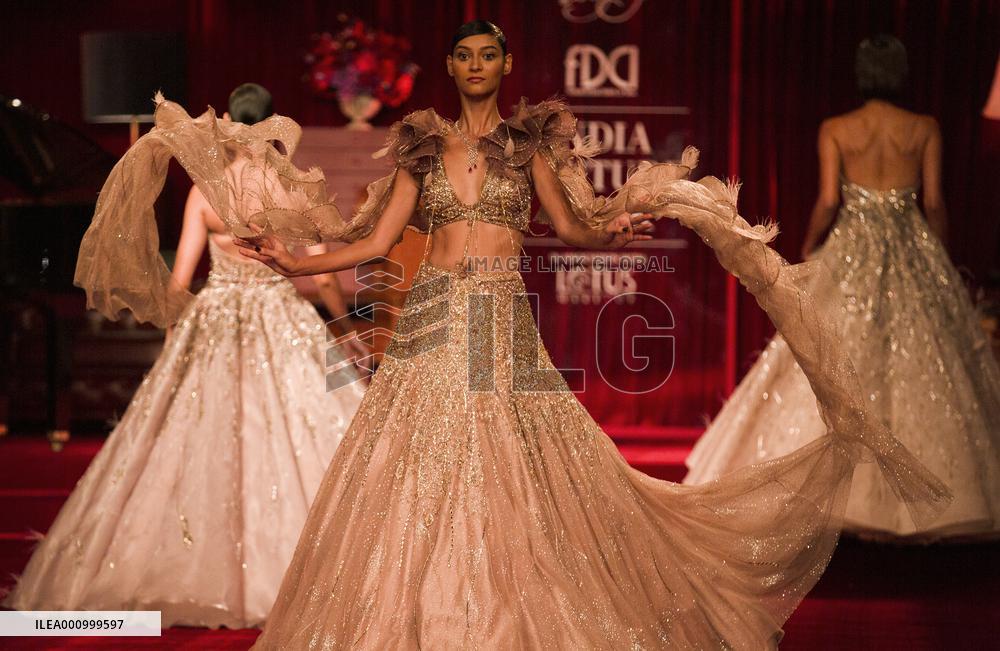 INDIA-NEW DELHI-FASHION SHOW-COUTURE WEEK