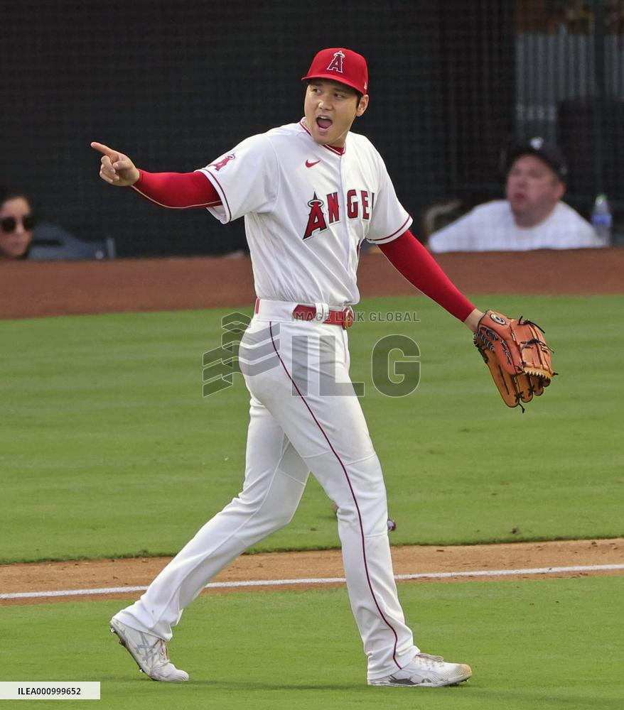 Baseball: Rangers vs. Angels