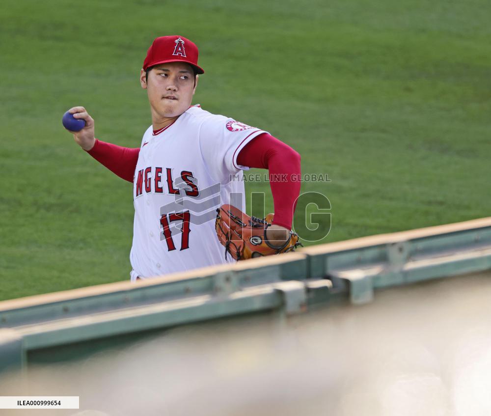 Baseball: Rangers vs. Angels
