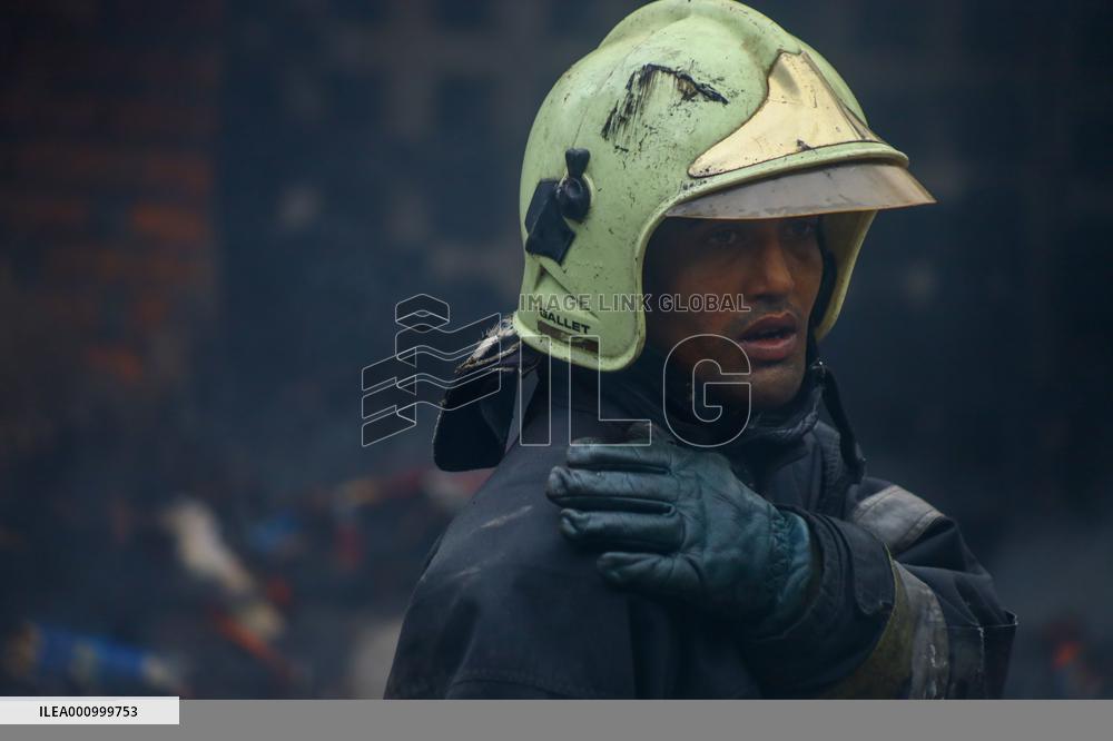 NEPAL- FIREFIGHTERS