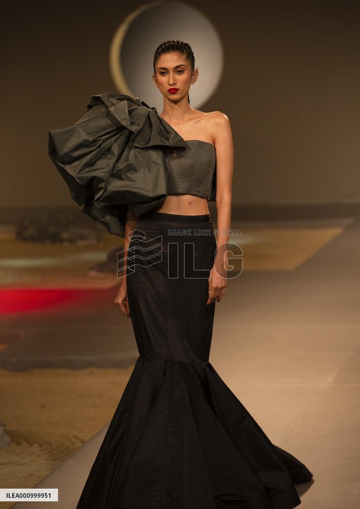 INDIA-NEW DELHI-FASHION SHOW-COUTURE WEEK