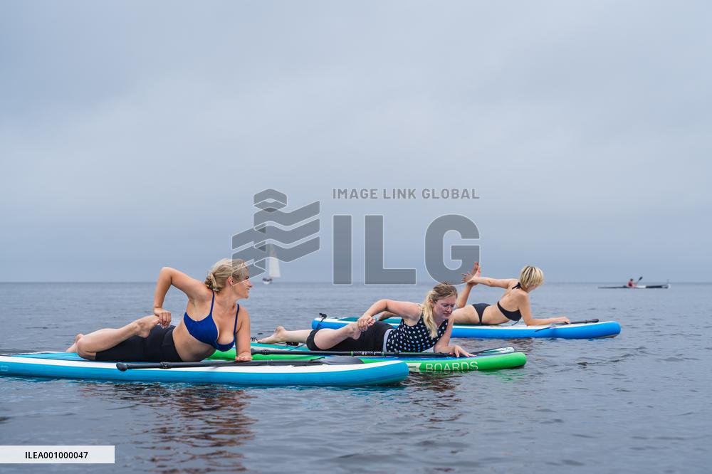 (SP)RUSSIA-VLADIVOSTOK-YOGA