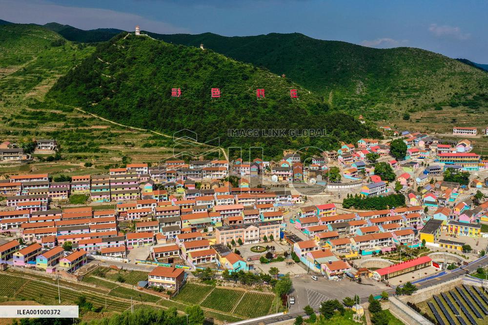 CHINA-SHANXI-LOESS PLATEAU-VILLAGES-AERIAL VIEWS (CN)