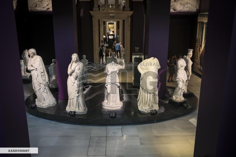 TÜRKIYE-ISTANBUL-ISTANBUL ARCHEOLOGY MUSEUM