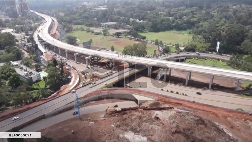 Kenyan president hails Chinese-built roads for boosting development