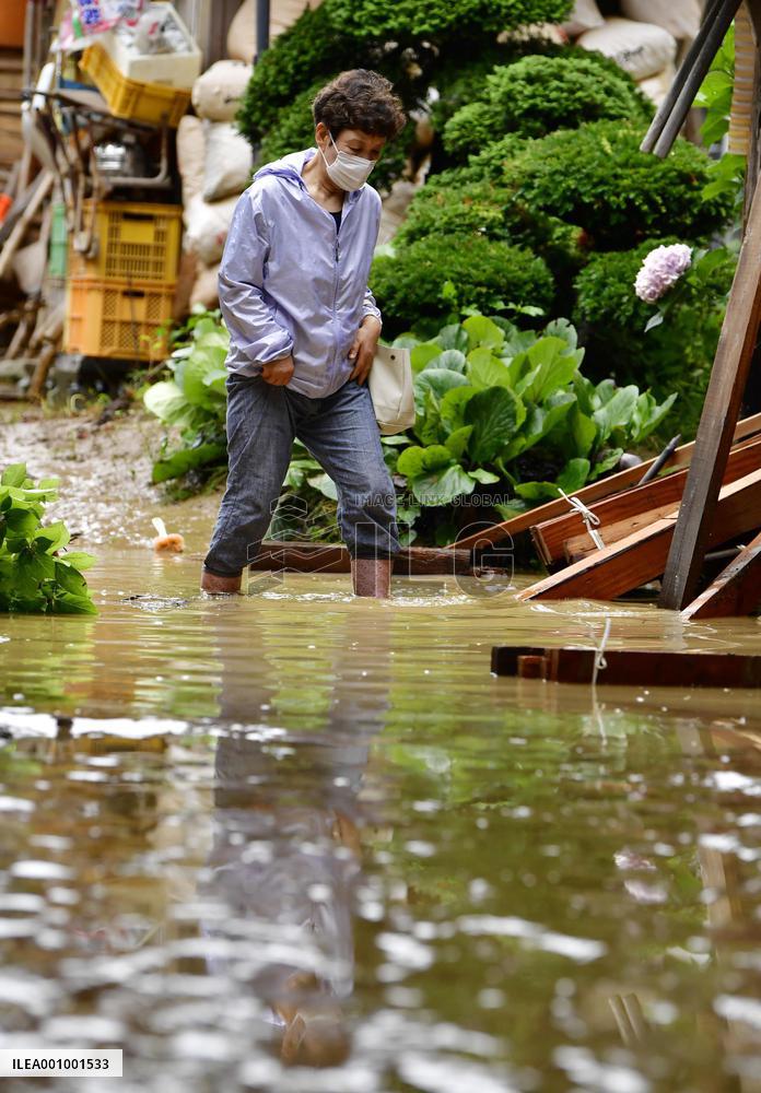 Heavy rain hits northeastern Japan
