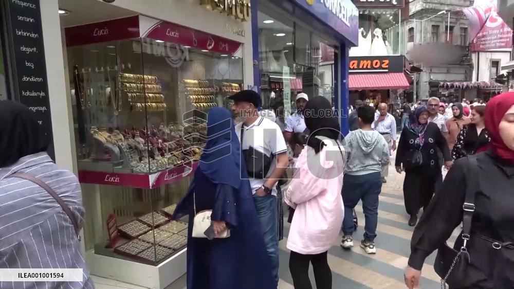 Türkiye's economic woes far from over: economist