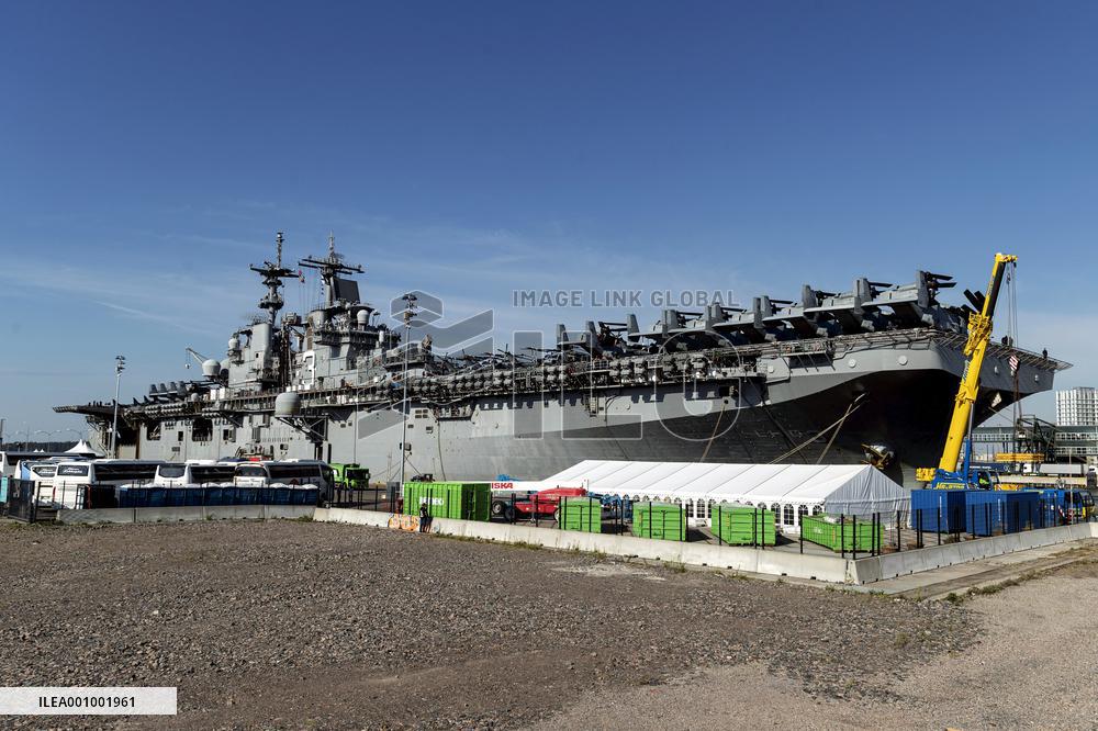 USS Kearsarge visits Helsinki