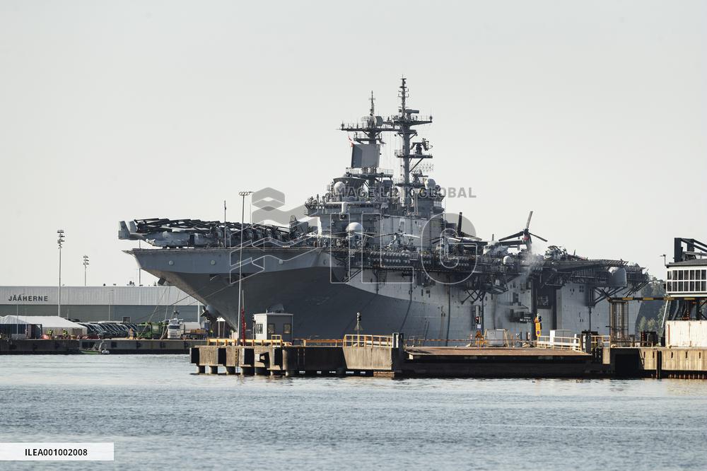 USS Kearsarge visits Helsinki