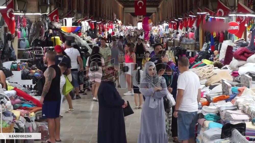 Türkiye's COVID-19 cases mount as BA.5 subvariant spreads fast