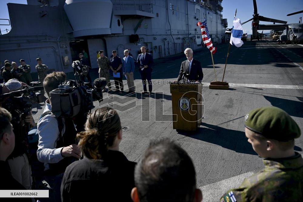 USS Kearsarge visits Helsinki