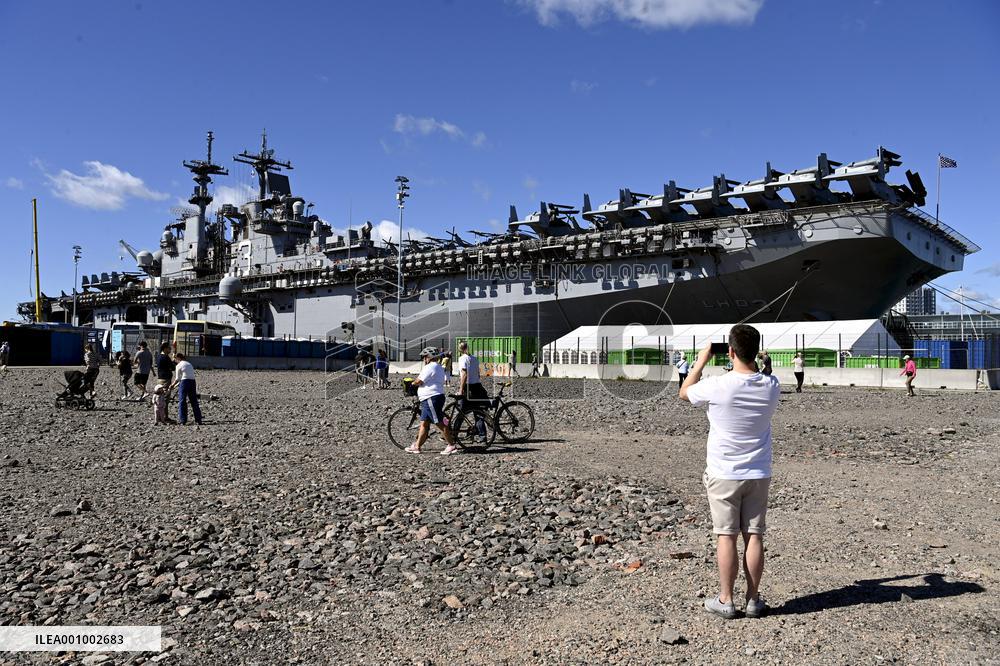 USS Kearsarge visits Helsinki