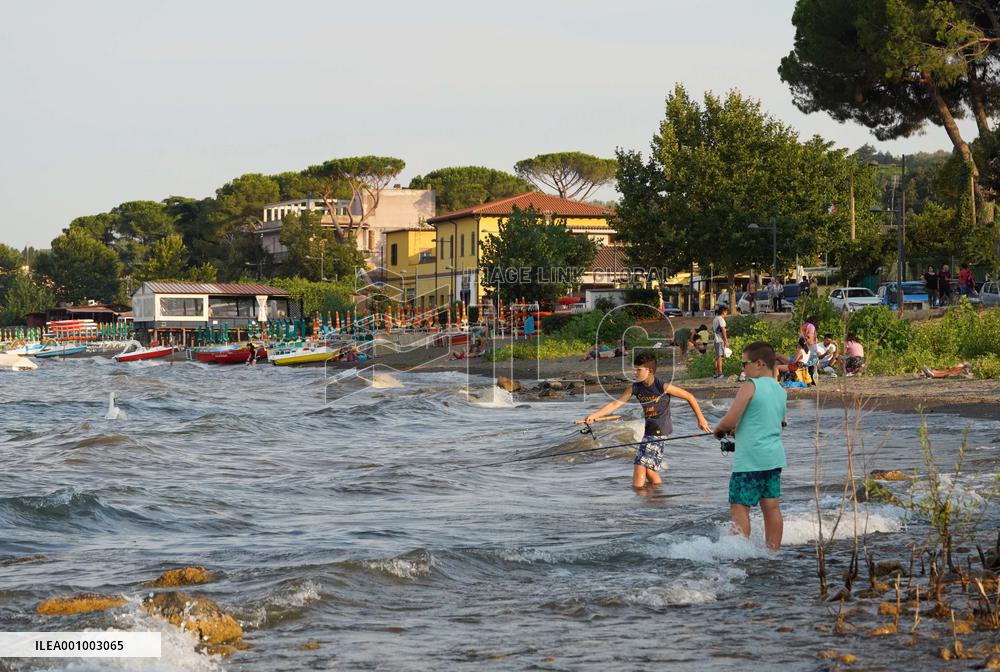 ITALY-BRACCIANO-SUMMER-DAILY LIFE