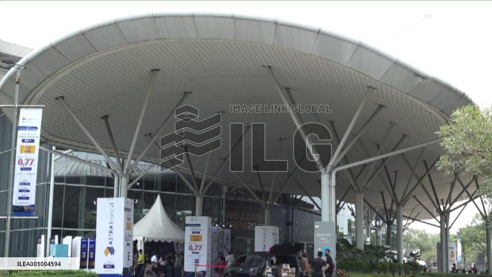 Chinese carmakers showcase premium vehicles at auto exhibition in Indonesia