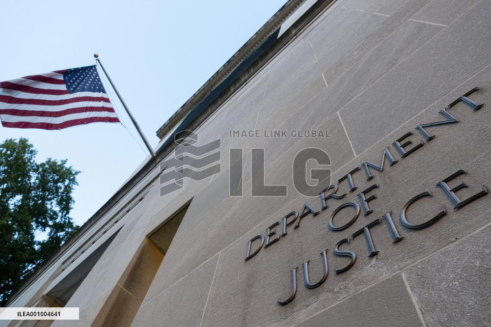 U.S.-WASHINGTON, D.C.-JUSTICE DEPARTMENT-TRUMP-SEARCH WARRANT