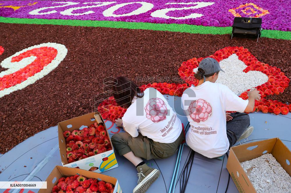 BELGIUM-BRUSSELS-FLOWER CARPET