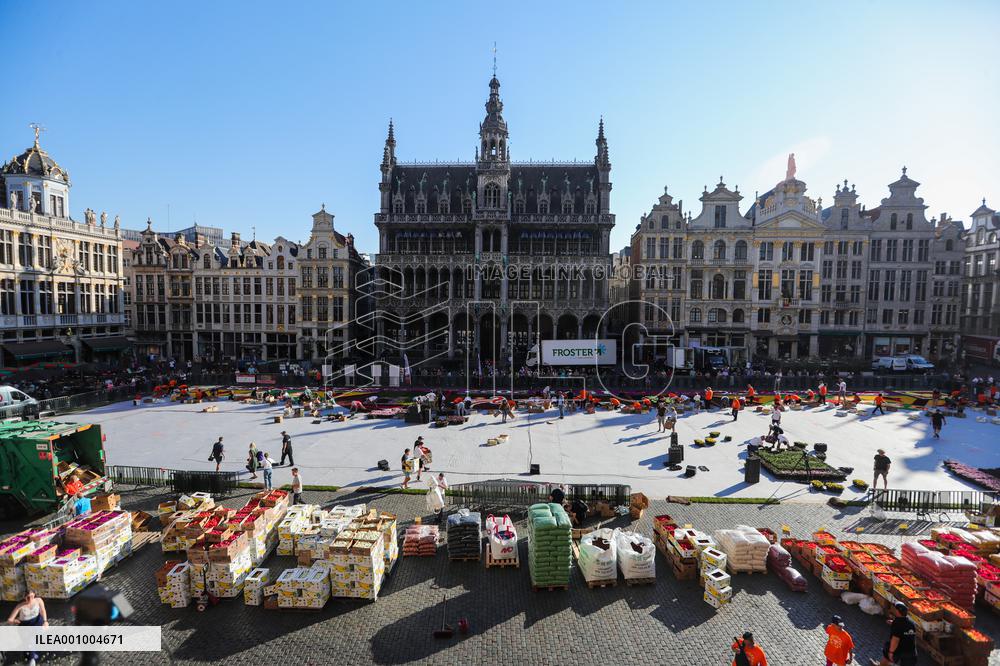 BELGIUM-BRUSSELS-FLOWER CARPET