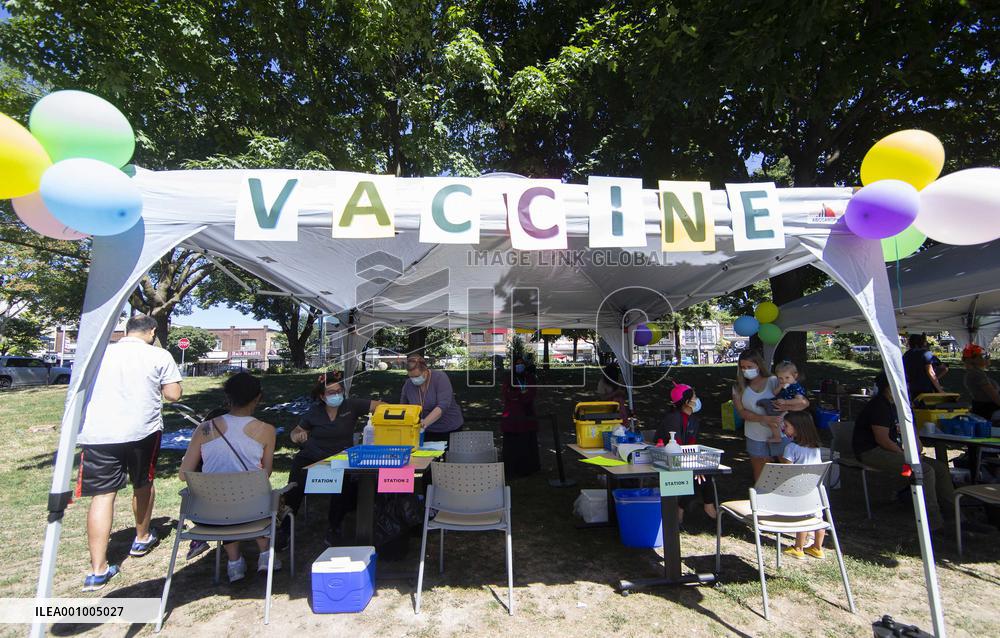 CANADA-TORONTO-COVID-19-VACCINE-CHILDREN