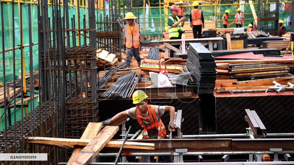 CHINA-GUANGXI-YULIN-HIGH-SPEED RAILWAY STATION-CONSTRUCTION (CN)