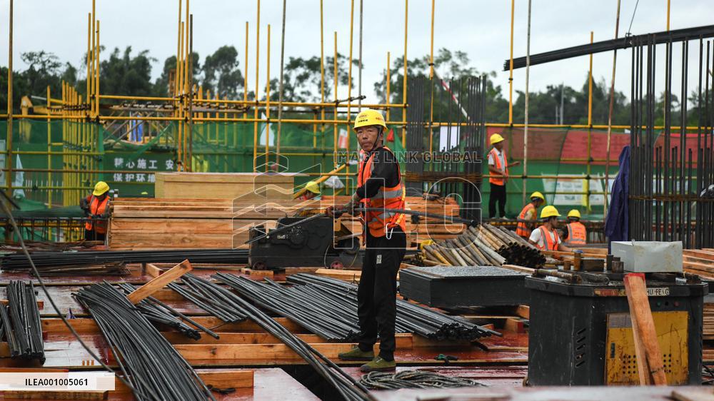 CHINA-GUANGXI-YULIN-HIGH-SPEED RAILWAY STATION-CONSTRUCTION (CN)