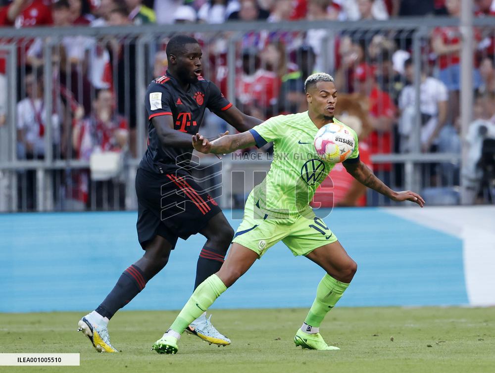 (SP)GERMANY-MUNICH-FOOTBALL-BUNDESLIGA-BAYERN MUNICH VS WOLFSBURG