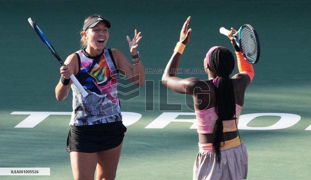 (SP)CANADA-TORONTO-TENNIS-NATIONAL BANK OPEN-WOMEN'S DOUBLES FINAL