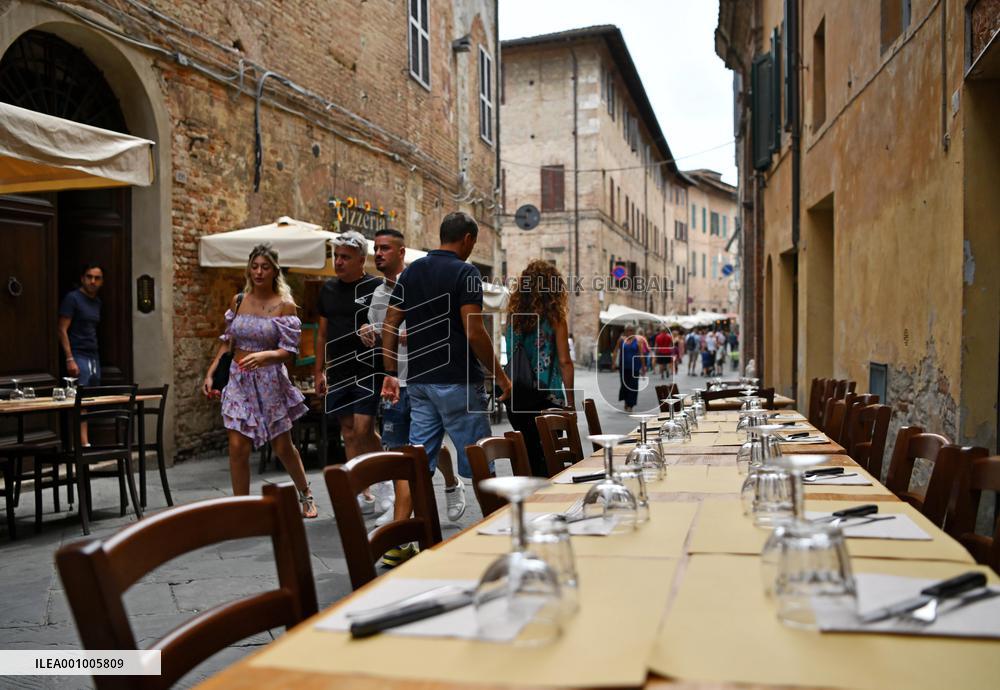ITALY-SIENA-DAILY LIFE