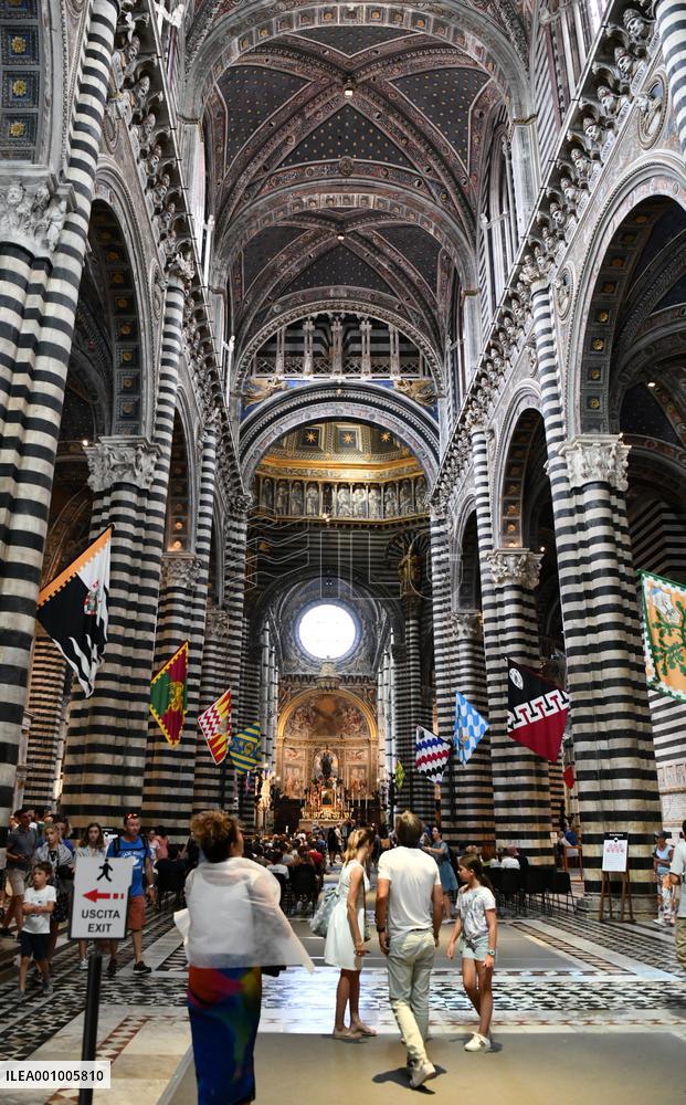 ITALY-SIENA-DAILY LIFE