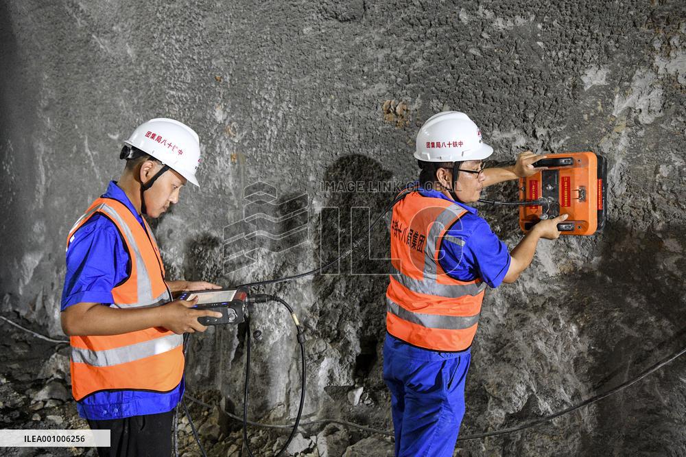 CHINA-GUANGXI-RAILWAY-TUNNEL-CONSTRUCTION (CN)
