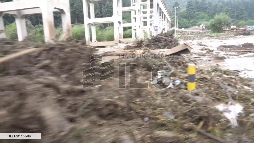 Death toll rises to 16 in northwest China flood