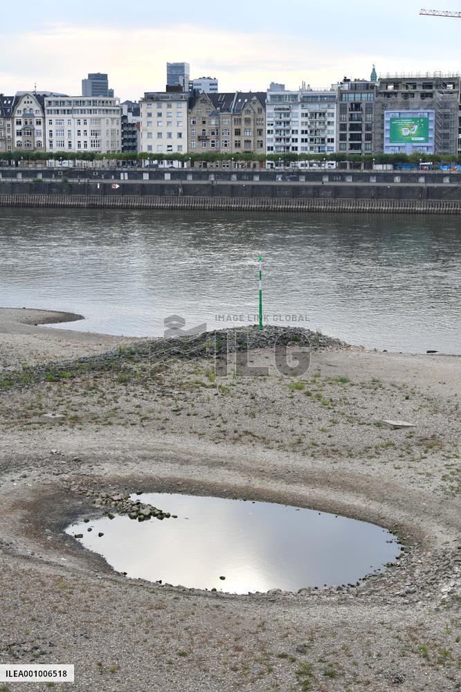 GERMANY-RIVER RHINE-WATER LEVEL