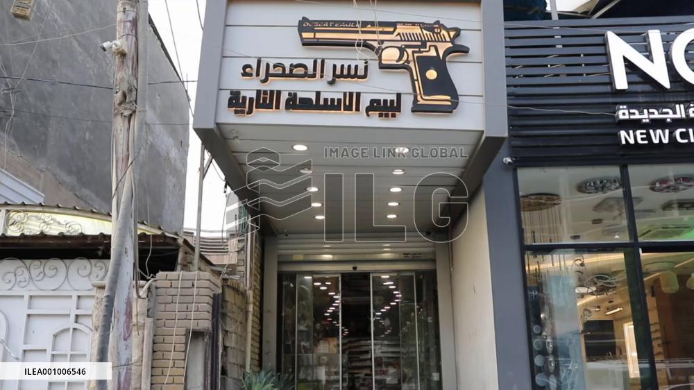Arms shops business thrives in Baghdad as hunting season nears