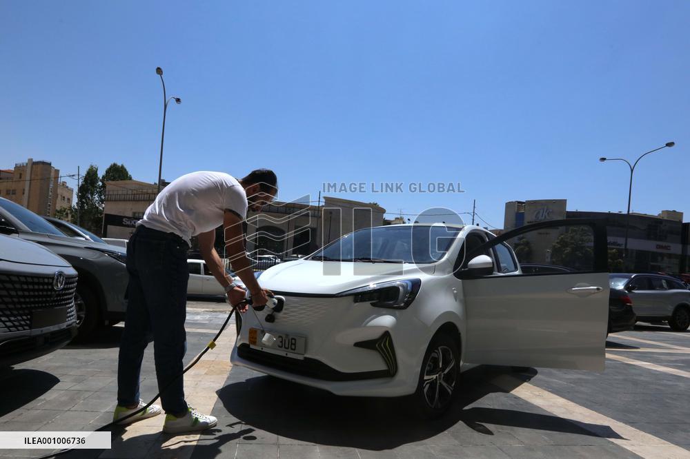 JORDAN-AMMAN-CHINA-NEW ENERGY CARS-POPULARITY