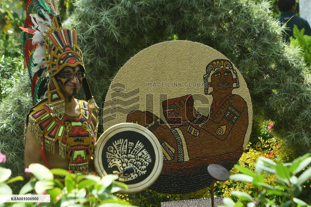 SINGAPORE-FLORAL DISPLAY