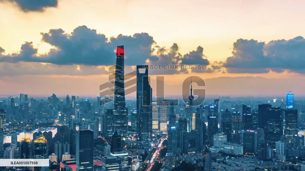Business professionals express confidence in more growth opportunities as Lingang new area celebrates 3rd anniversary