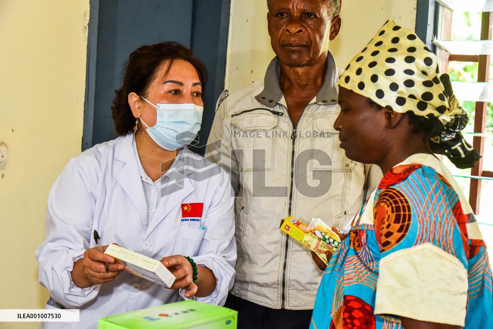 CAMEROON-NGAT-BANE-CHINESE MEDICAL TEAM-FREE HEALTH CARE SERVICES