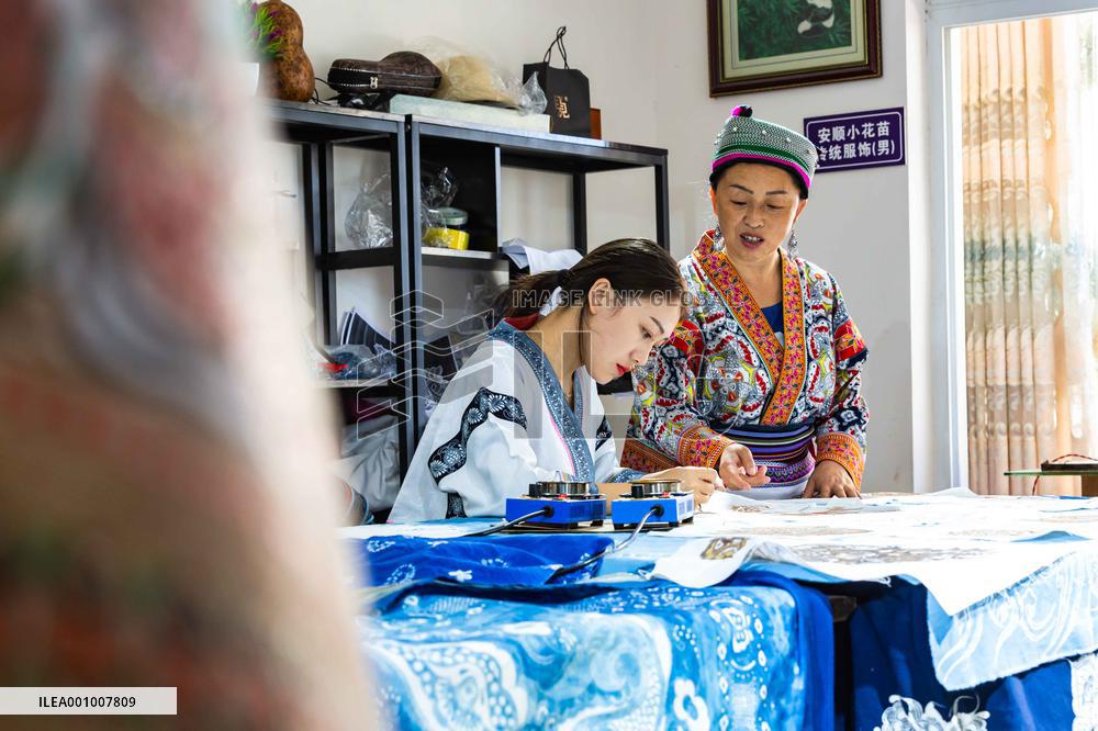CHINA-GUIZHOU-GUIYANG-INTANGIBLE CULTURAL HERITAGE-BATIK (CN)