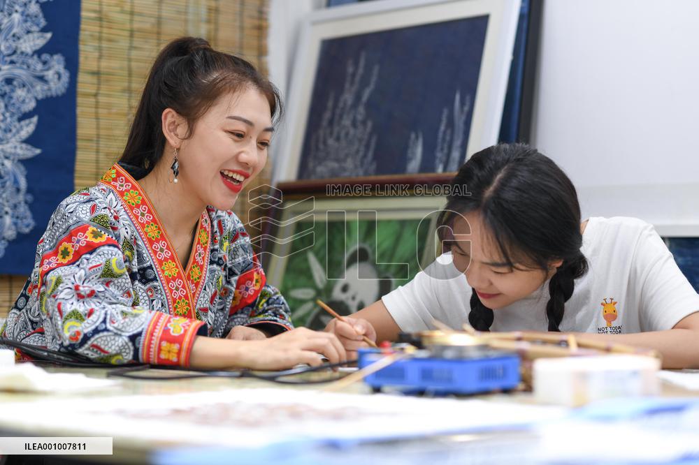 CHINA-GUIZHOU-GUIYANG-INTANGIBLE CULTURAL HERITAGE-BATIK (CN)