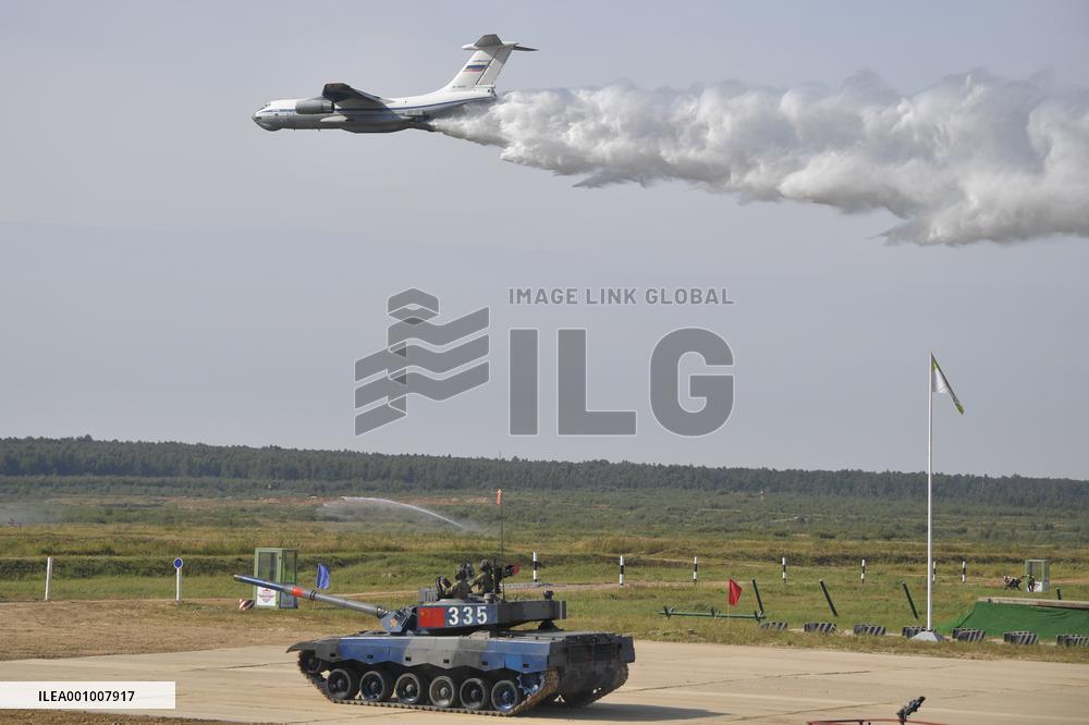 RUSSIA-MOSCOW-TANK BIATHLON-CHINESE TEAM
