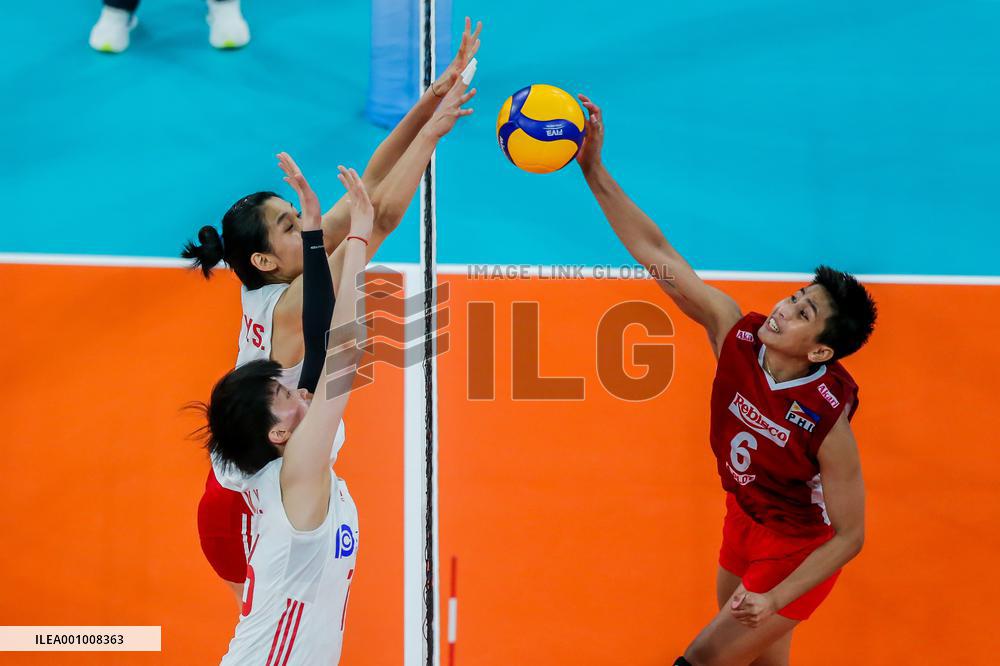 (SP)THE PHILIPPINES-PASIG CITY-VOLLEYBALL-AVC CUP-WOMEN-CHINA VS PHILIPPINES