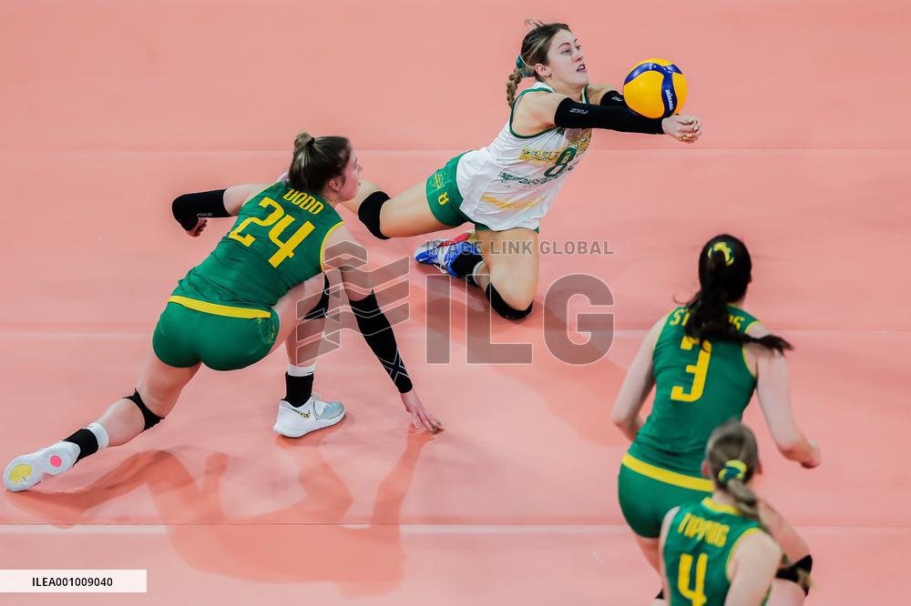 (SP)THE PHILIPPINES-PASIG CITY-VOLLEYBALL-AVC CUP-WOMEN-JPN VS AUS