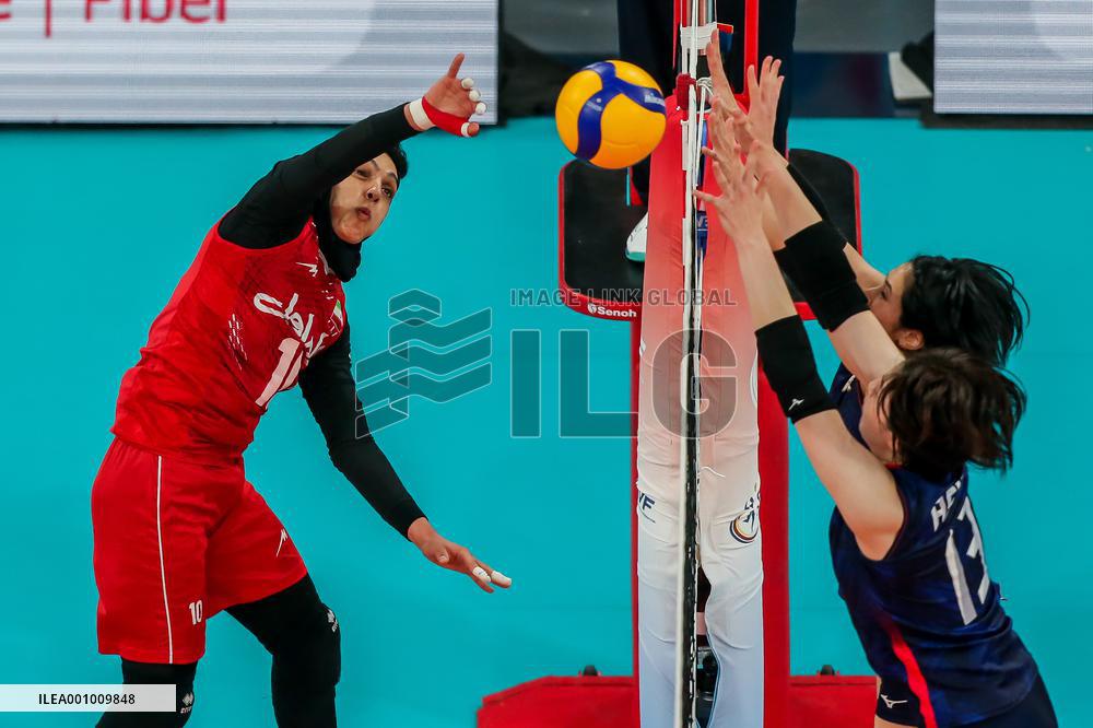 (SP)THE PHILIPPINES-PASIG CITY-VOLLEYBALL-AVC CUP-WOMEN-JAPAN VS IRAN